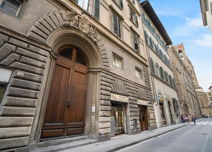 Four Season's Ghibellina Luxury 300 Mt From Duomo Apartamento